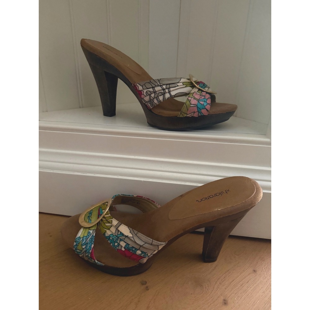 Xhilaration Size 8.5 Floral Buckle Heeled Mules Y2K Boho Sandals